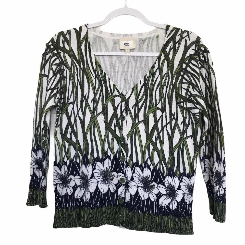 Eci New‎ York 3/4 Sleeve Floral Design Button Front Sweater